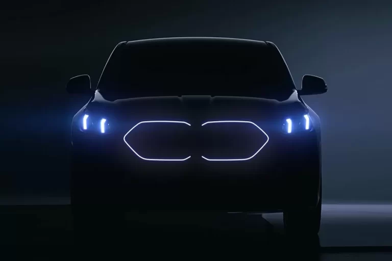 The new generation BMW X2 has revealed its signature “kidneys” and coupe-like silhouette